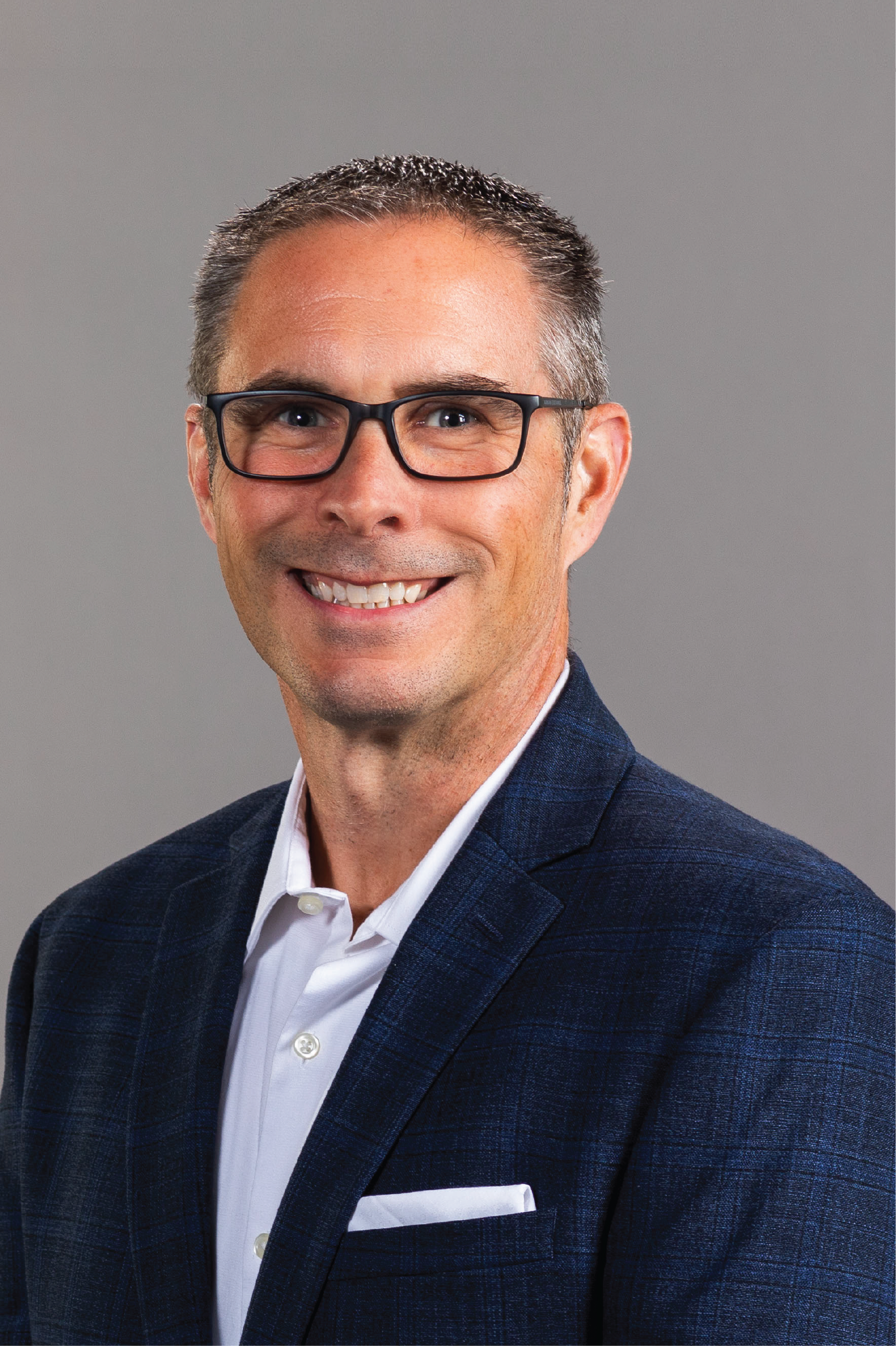 Daniel Hight headshot.